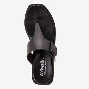 NIB SoftWalk Black Leather Kisi Sandals Slip-On Thongs sz 9.5 Wide
